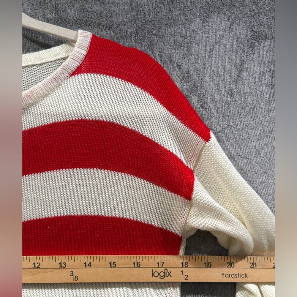 The Classic American Flag Sweater Woman’s Size Small Knit Top Red White Blue - Picture 3 of 6